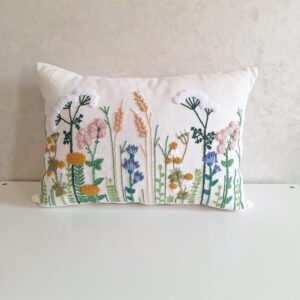 Coussin Brodé Floral